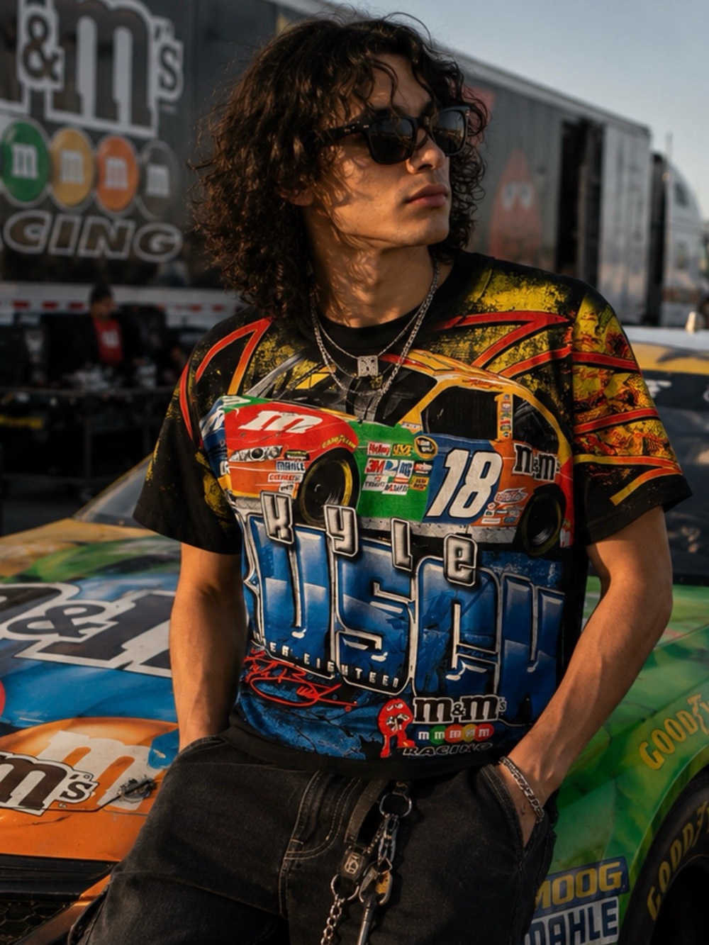 Y2K Kyle Busch M&M’s Racing NASCAR All Over Print Graphic Tee Men’s Large/XL